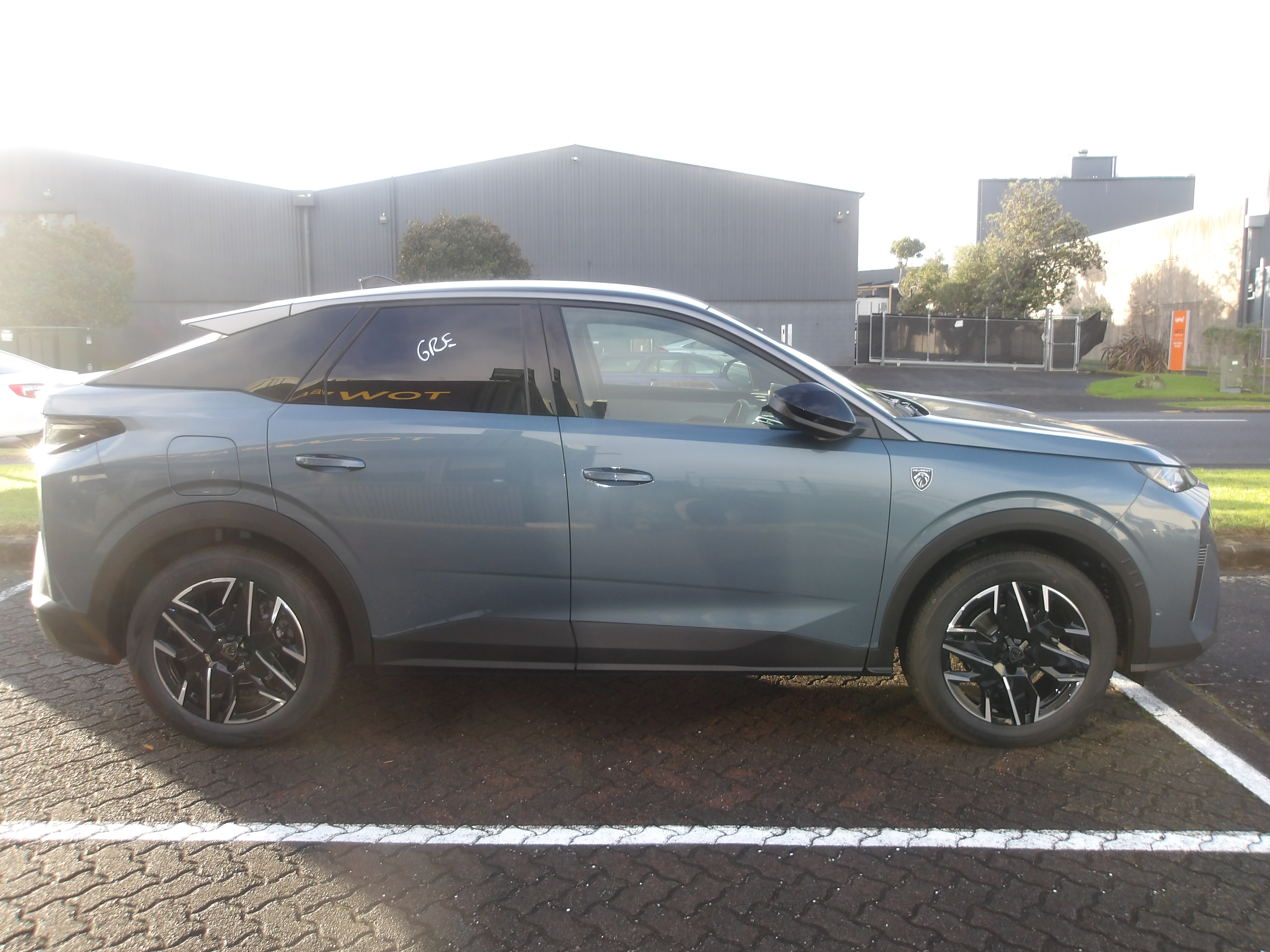 PEUGEOT 3008 STATIONWAGON 2024-CURRENT